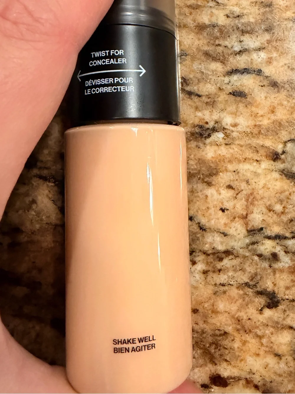 Smashbox Dual Filter 2-in-1 Concealer + Foundation Fair Light 6 Warm NEW .8 oz